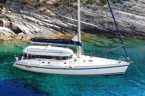 N°51 La Maddalena in Monomarano a vela da Palau (Island)