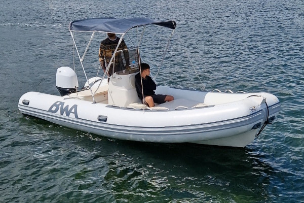 N°41 Locazione gommoni Costa Smeralda