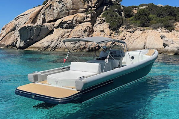 N°33 Tour della Costa Smeralda in M/Y Expression 32